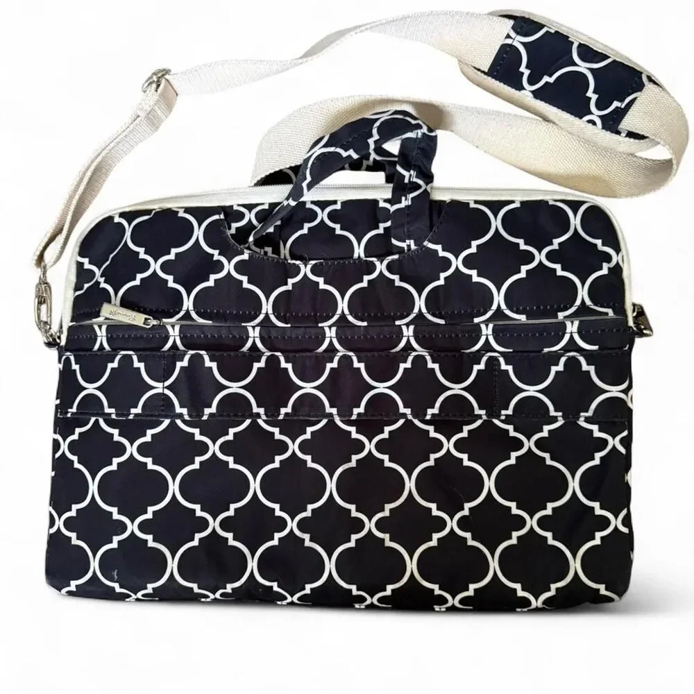 Canvaslife Black Patterned Laptop case